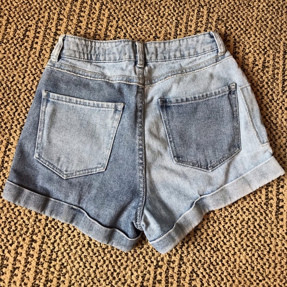 Bullhead Multi-Denim High Waisted Jean Shorts - Picture 2 of 3